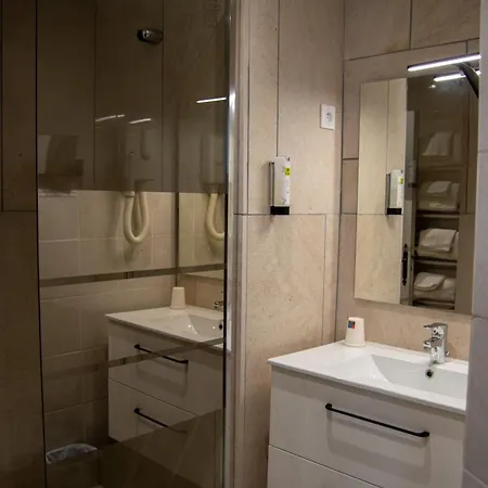 Hotel Logis Le Tadorne