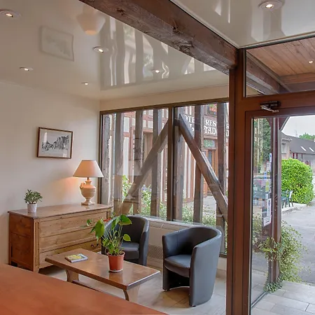 Logis Le Tadorne Hotel Piney