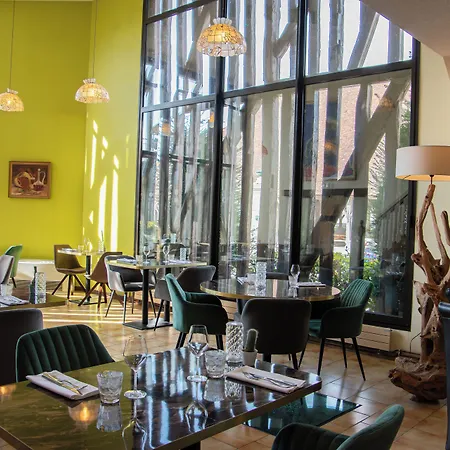 Logis Le Tadorne Hotel 3*