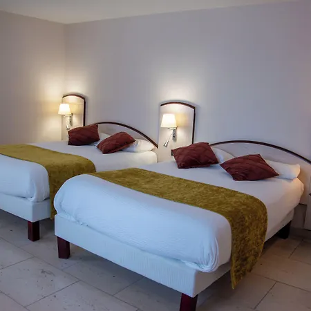 Logis Le Tadorne Hotel Piney