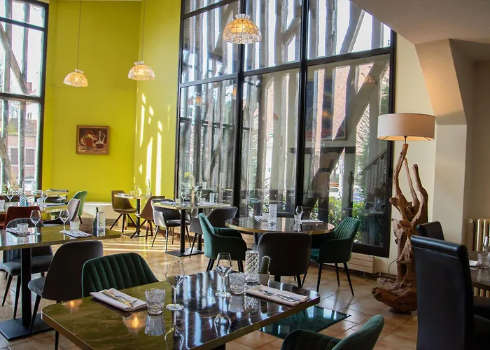 Hotel Logis Le Tadorne Piney