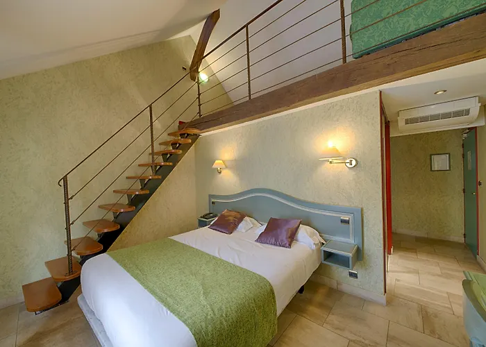 Hotel Logis Le Tadorne Piney