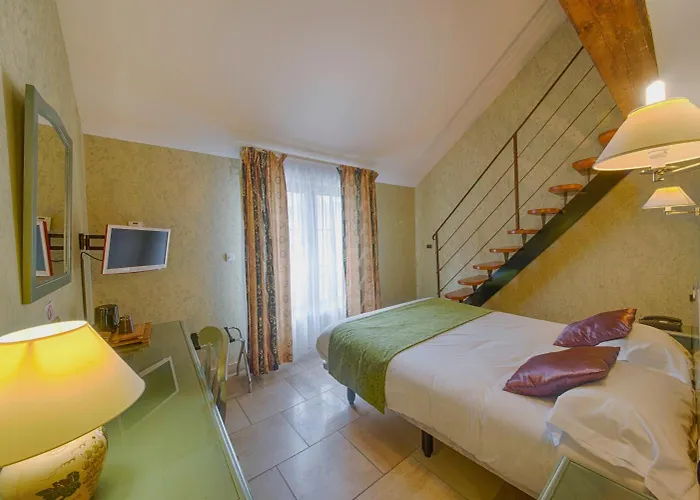 Logis Le Tadorne Hotel 3*